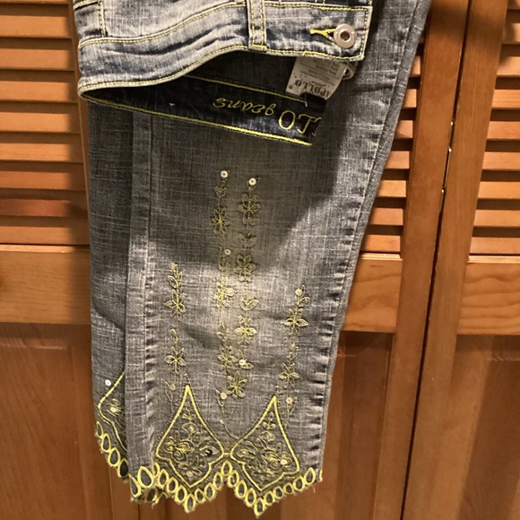 Apollo Jeans Denim - 69. WOMENS APOLLO 7/8 EMBROIDERED BEADED JEANS